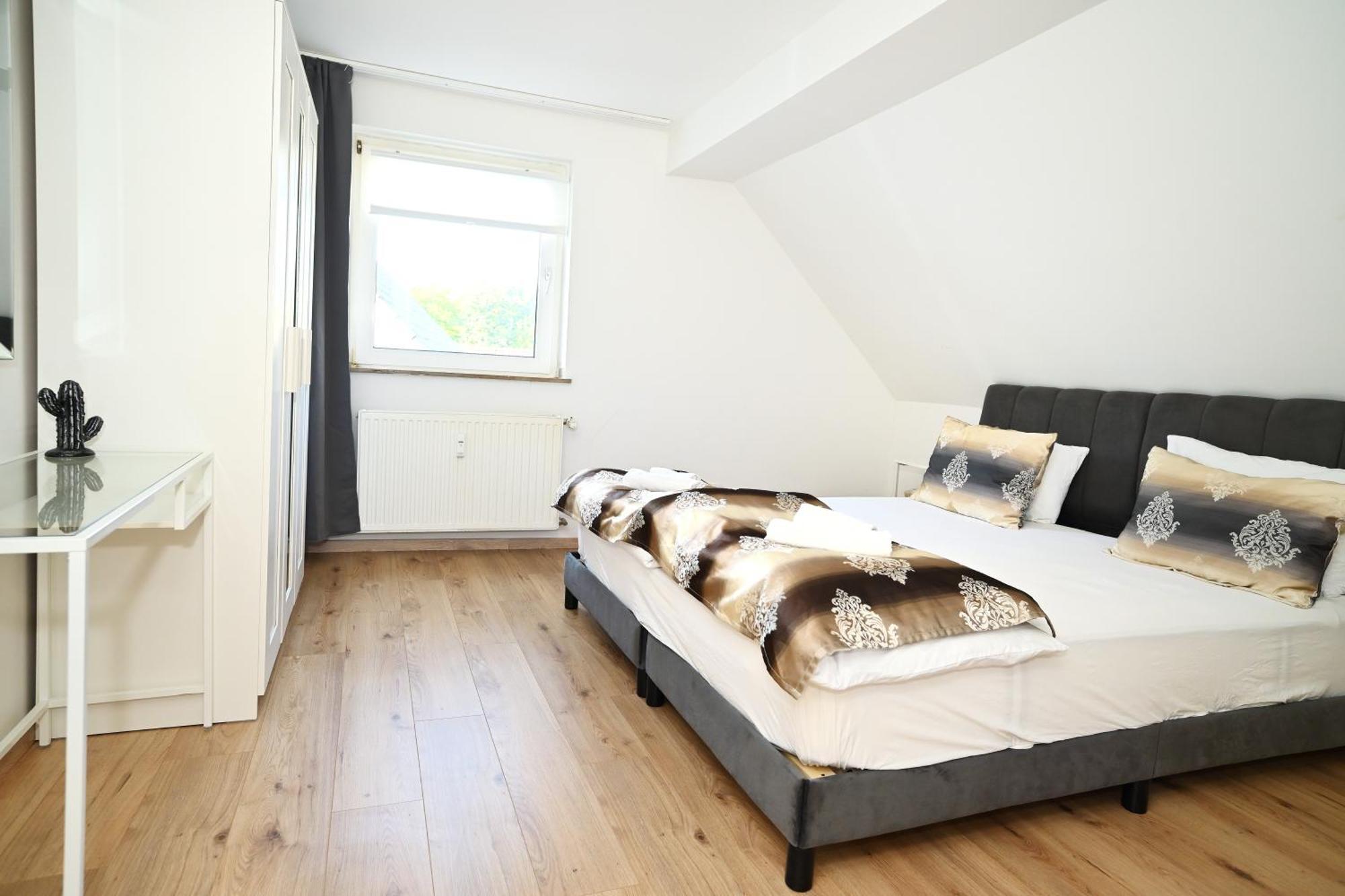 & Aparts Am Schloss Park Appartement *